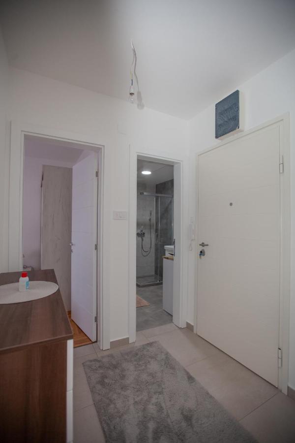 Apartman Exclusive Trebinje Centar Buitenkant foto