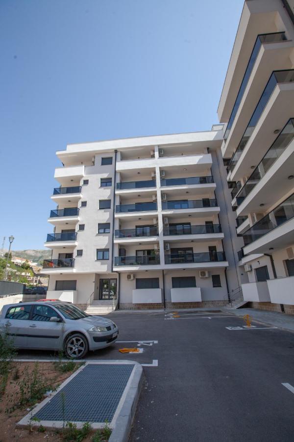 Apartman Exclusive Trebinje Centar Buitenkant foto
